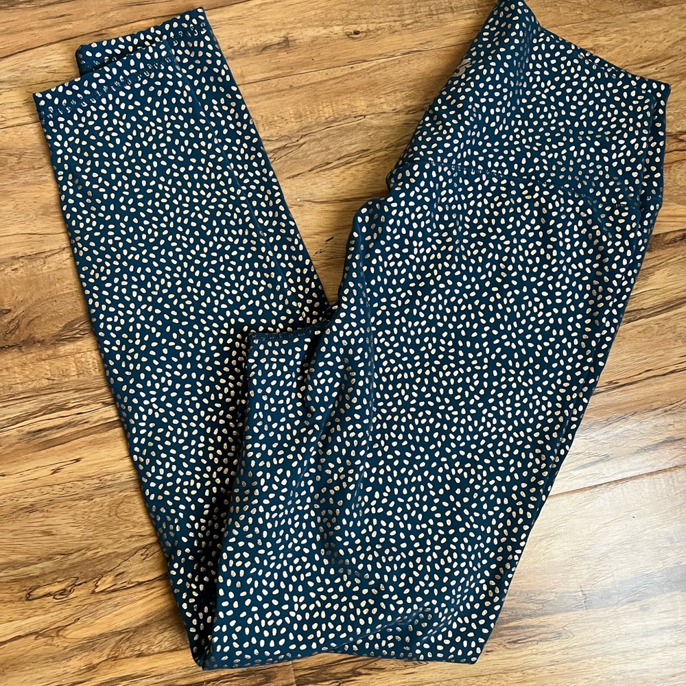 Buff Bunny leggings